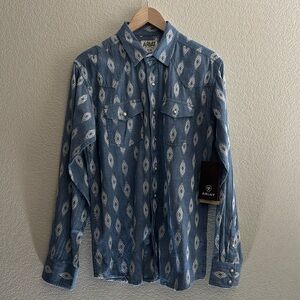 Ariat retro fit Shirt